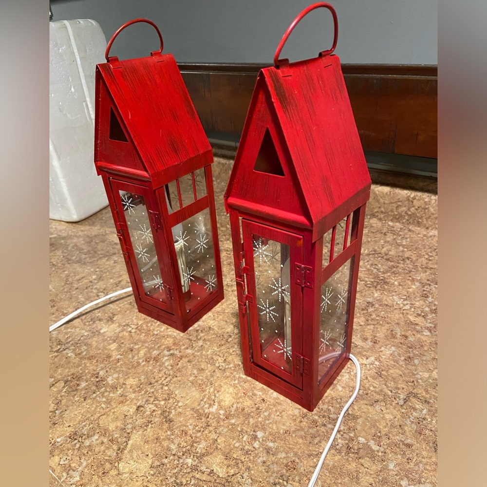 Lanterns - Picture 6 of 12